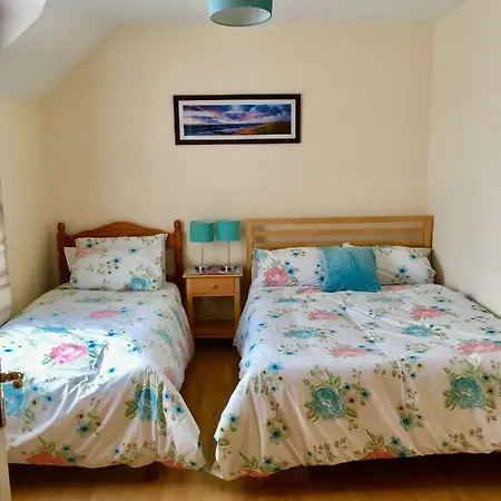 Foxglove House Holiday home Knights Town